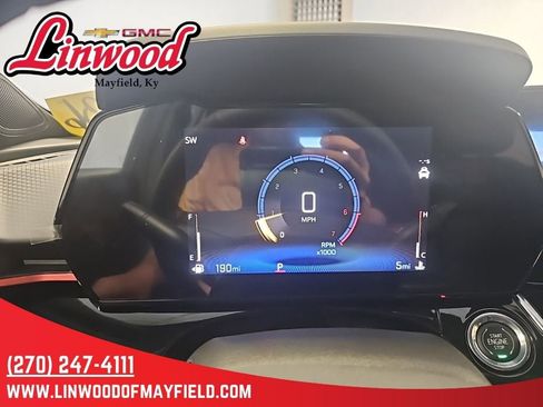 New 2026 Chevrolet Trax RS w/ Driver Confidence Package FWD image 19