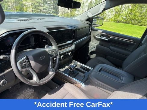 Used 2022 Chevrolet Silverado 1500 RST w/ Convenience Package II AWD/4WD image 6