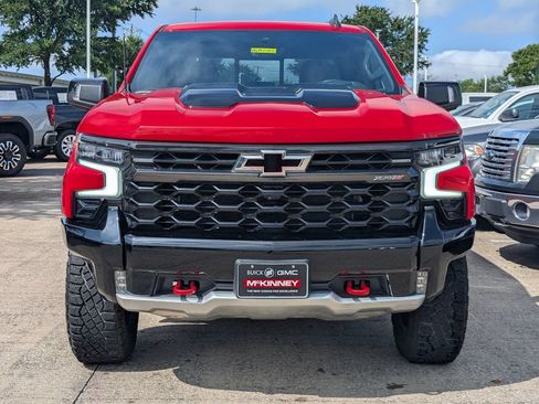 Used 2023 Chevrolet Silverado 1500 ZR2 w/ Technology Package AWD/4WD image 6