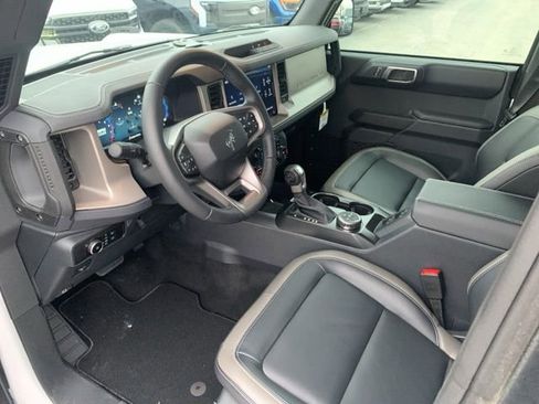 New 2025 Ford Bronco Outer Banks image 22