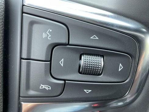 New 2025 Chevrolet Blazer RS w/ Driver Confidence II Package image 9