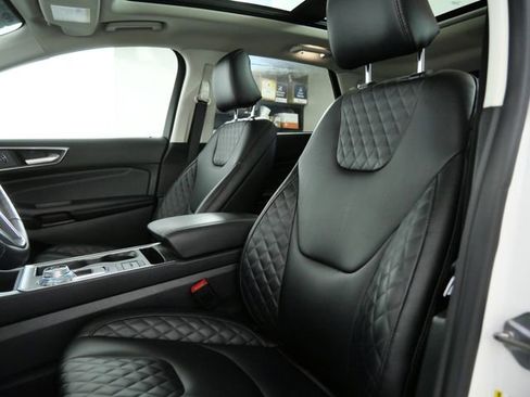 Certified 2023 Ford Edge Titanium w/ Class II Trailer Tow Package AWD/4WD image 17