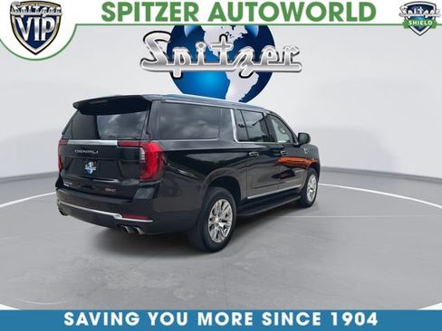 Used 2025 GMC Yukon XL Denali w/ LPO, Floor Liner Package AWD/4WD image 9