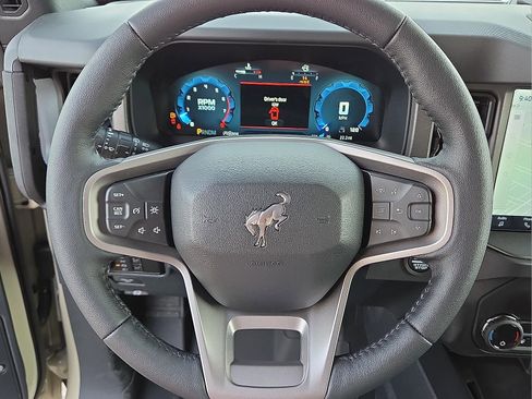 New 2026 Ford Bronco Badlands AWD/4WD image 24