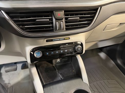 Used 2024 Ford Escape Platinum w/ Premium Technology Package image 20