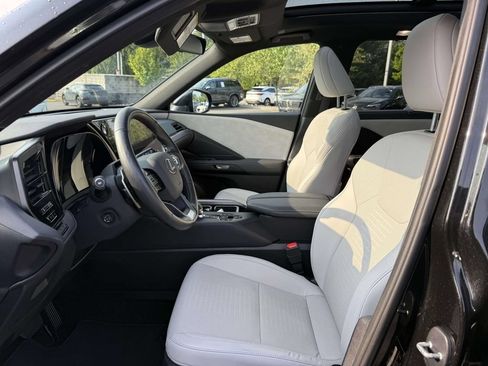 Used 2025 Lexus TX 350 AWD w/ Technology Package image 14