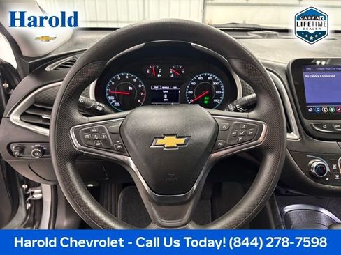 Used 2025 Chevrolet Malibu LT FWD image 16