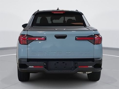 Certified 2025 Hyundai Santa Cruz SEL image 6