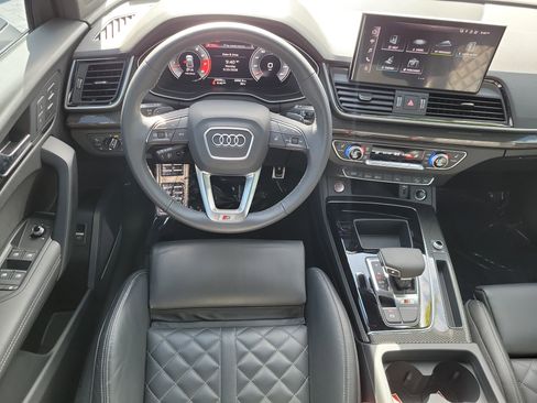 Used 2023 Audi SQ5 Premium Plus w/ Premium Plus Package AWD/4WD image 9