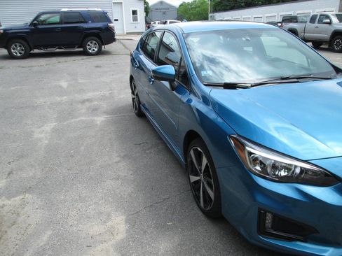 Used 2017 Subaru Impreza 2.0i Sport AWD/4WD image 5
