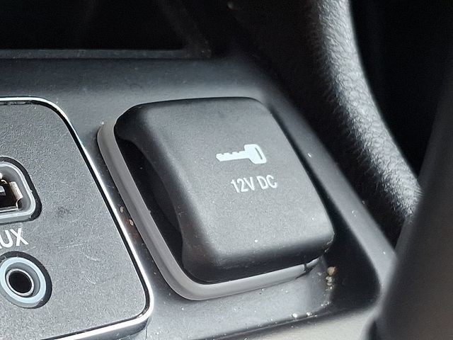 Used 2020 Jeep Cherokee Limited AWD/4WD image 27