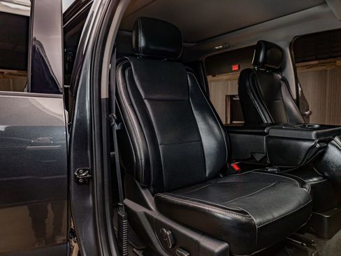 Used 2017 Ford F250 Lariat w/ Lariat Ultimate Package image 30