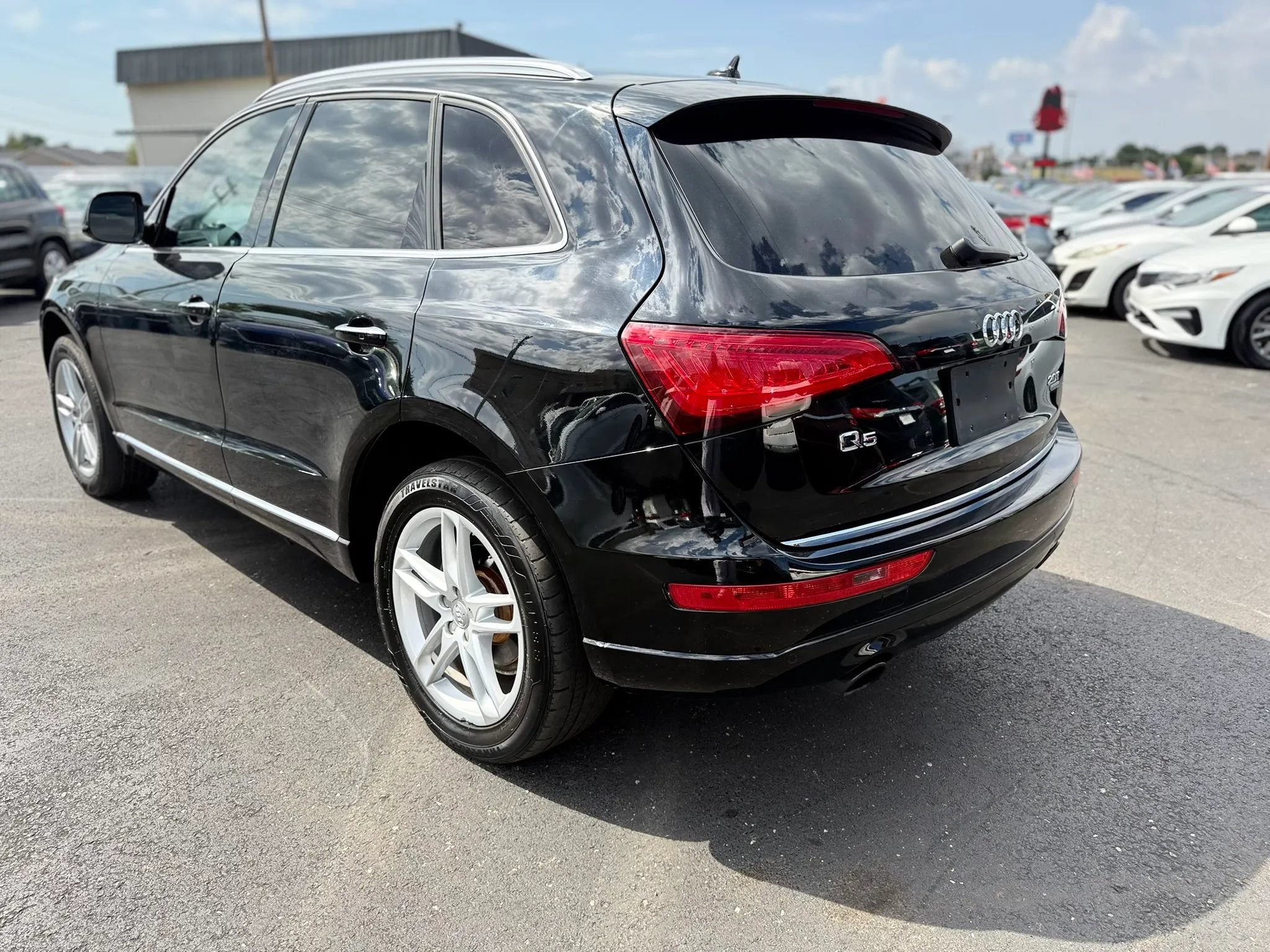 Used 2017 Audi Q5 2.0T Premium AWD/4WD image 5
