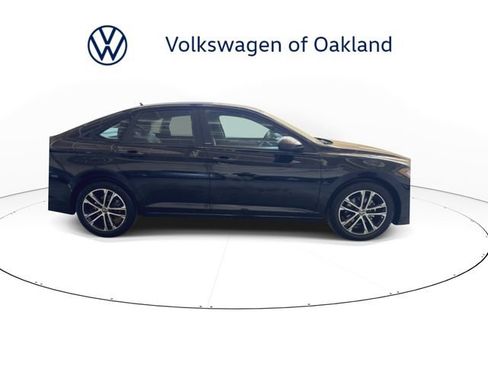 New 2026 Volkswagen Jetta Sport FWD image 9