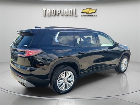 Used 2024 GMC Acadia Elevation image 5