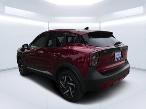 Used 2026 Nissan Kicks SV FWD image 5