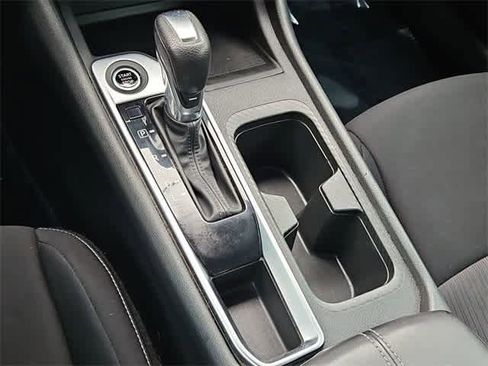 Used 2022 Nissan Sentra SV image 29