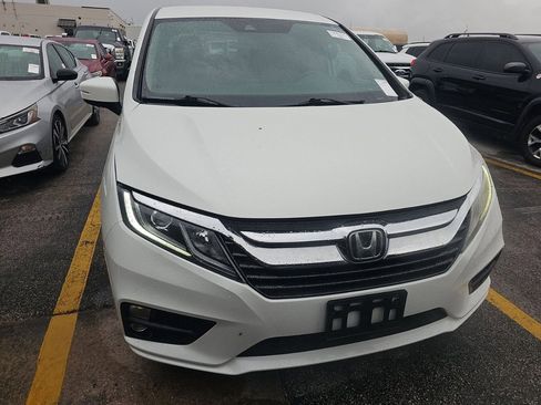 Used 2020 Honda Odyssey EX image 2