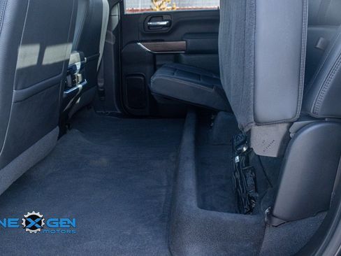 Used 2022 Chevrolet Silverado 3500 High Country image 27