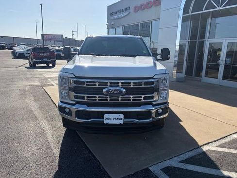 Used 2024 Ford F250 XLT image 9