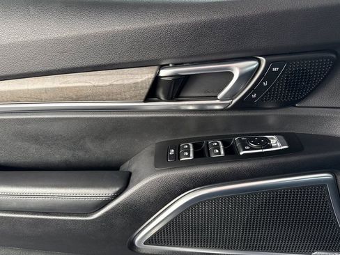 Used 2021 Kia Telluride SX w/ SX Prestige Package image 17