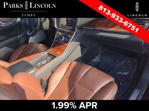Certified 2019 Lincoln Continental Reserve FWD image 10