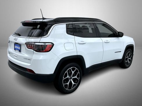 Certified 2025 Jeep Compass Limited image 5