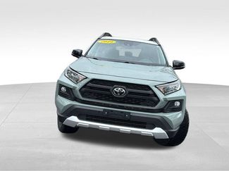 Used 2019 Toyota RAV4 Adventure video 2