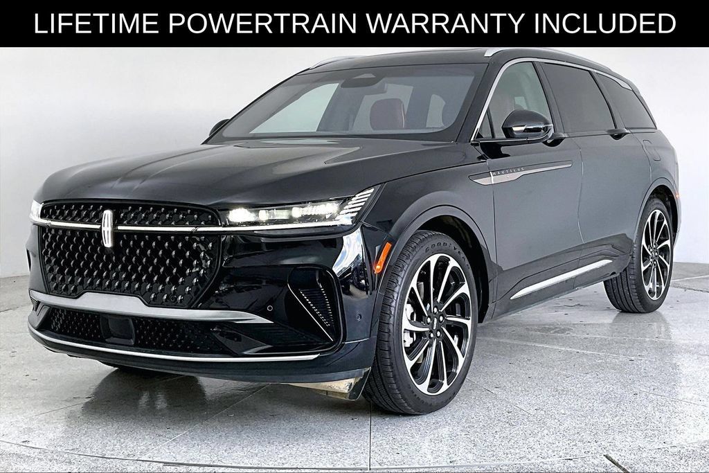 Used 2024 Lincoln Nautilus Black Label AWD/4WD image 14