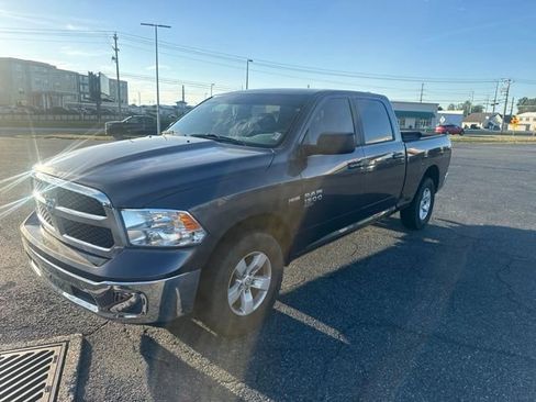 Used 2019 RAM 1500 Classic SLT RWD image 8