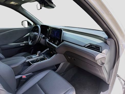 Certified 2024 Lexus TX 350 FWD w/ Captains Chair Package image 15