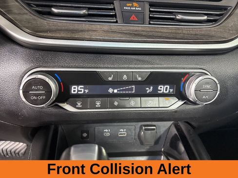 Used 2023 Nissan Altima 2.5 SL image 17