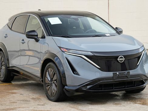 Used 2025 Nissan Ariya FWD image 50