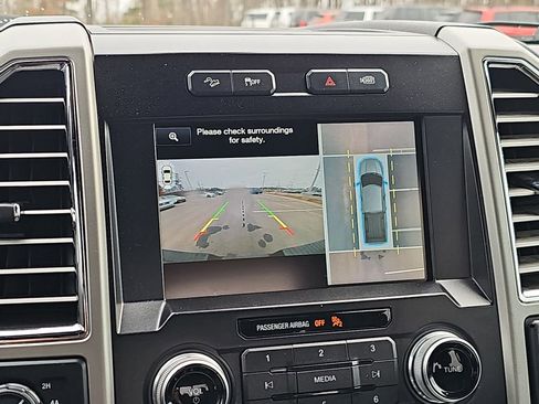 Used 2015 Ford F150 Lariat w/ Equipment Group 502A Luxury image 24