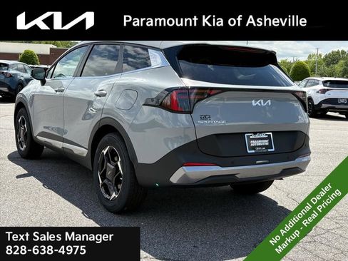 New 2026 Kia Sportage EX AWD/4WD image 4