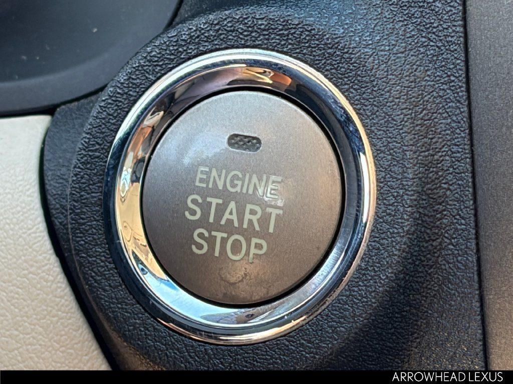 Used 2012 Lexus IS 250C RWD image 34