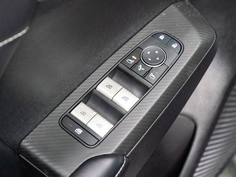 New 2025 Mitsubishi Outlander SE image 6