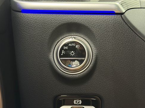Used 2025 Mercedes-Benz CLE 450 4MATIC Coupe image 43