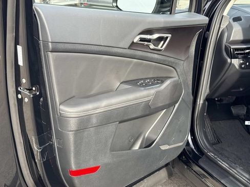 Certified 2026 Kia Sportage EX FWD image 10