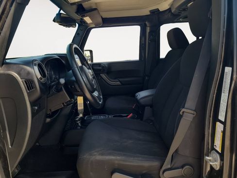 Used 2014 Jeep Wrangler Unlimited Sport w/ Quick Order Package 24S AWD/4WD image 9