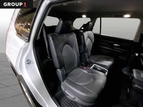Certified 2025 Toyota Grand Highlander AWD image 20