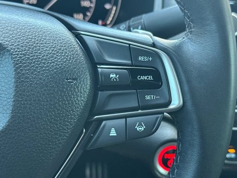 Used 2022 Honda Accord Sport image 30