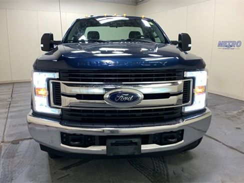 Used 2019 Ford F250 XL w/ STX Appearance Package image 8