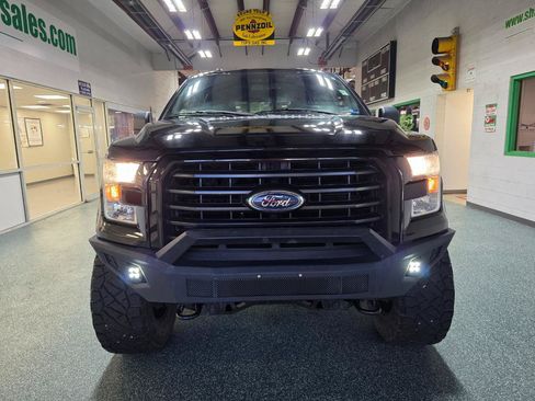 Used 2017 Ford F150 XLT w/ Equipment Group 302A Luxury AWD/4WD image 3