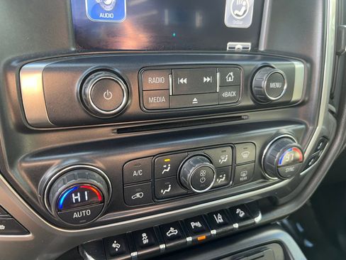 Used 2015 Chevrolet Silverado 1500 LTZ image 31