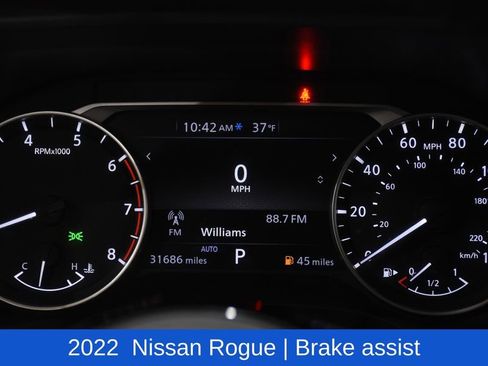 Used 2022 Nissan Rogue SV w/ SV Premium Package image 13