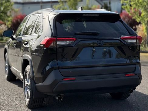 Used 2024 Toyota RAV4 LE image 3