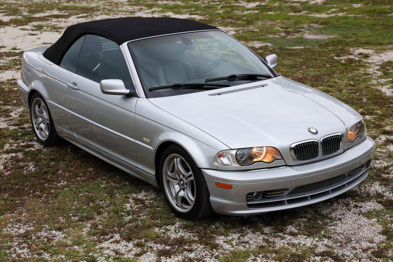 Used 2002 BMW 330Ci Convertible RWD image 15