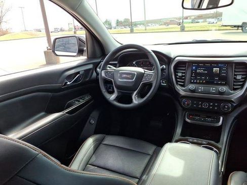 Used 2023 GMC Acadia AT4 AWD/4WD image 6