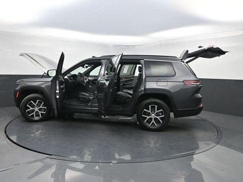 Used 2024 Jeep Grand Cherokee L Limited w/ Luxury Tech Group II image 41